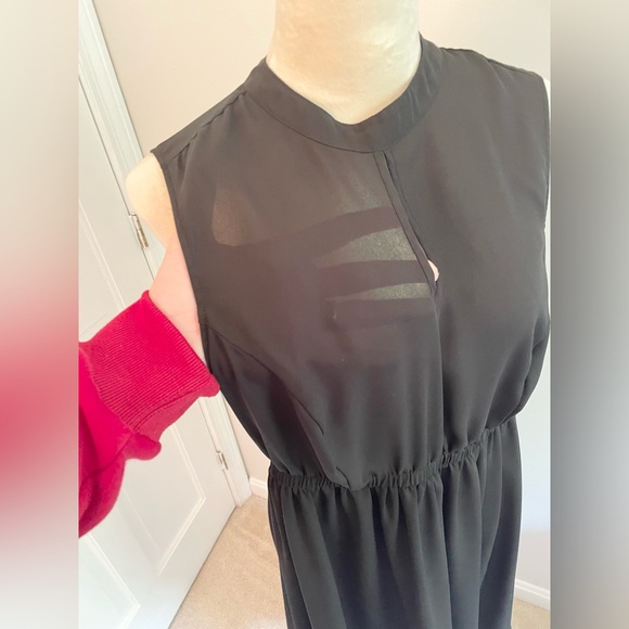 Torrid High/Low Keyhole Chiffon Top Size 1(14/16) - Picture 5 of 12